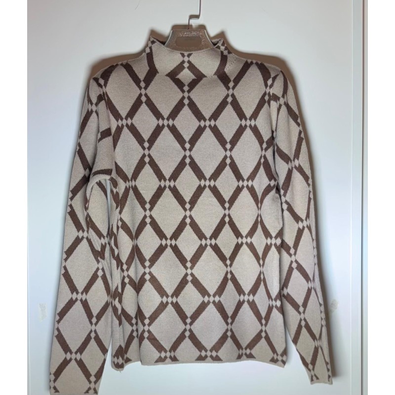 Jersey estampado rombos