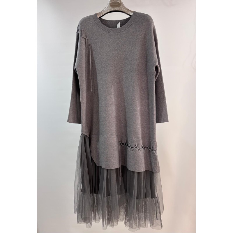 Vestido de punto con tul