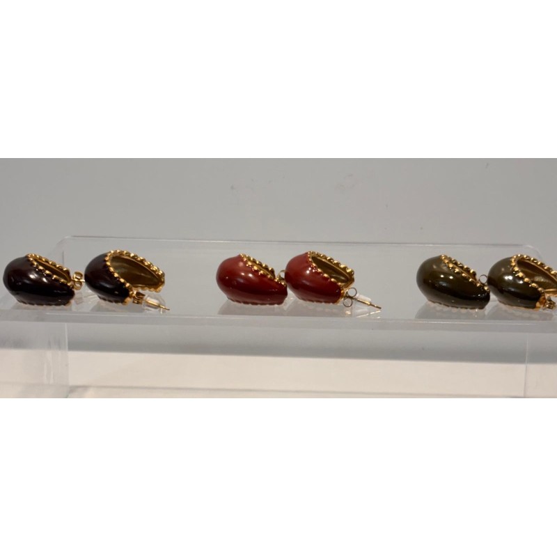 Pendientes de gota en acero