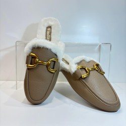 Mules forradas de pelo.