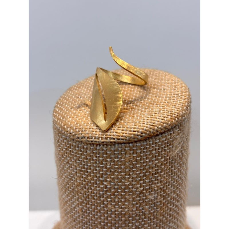 Anillo latón en forma de hoja