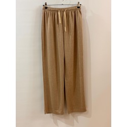 Pantalón panilla beis flojo