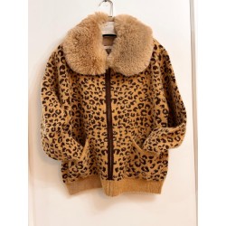 Chaqueta Animal Print con Cuello Extraíble