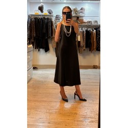 Conjunto vestido lencero con casaca