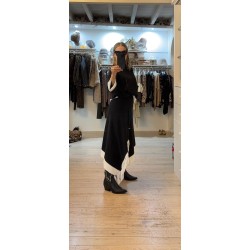 Conjunto punto de jersey y falda con detalle flecos