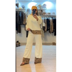 Conjunto punto jersey y pantalón animal print