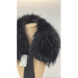 Cuello  de zorro con lazo