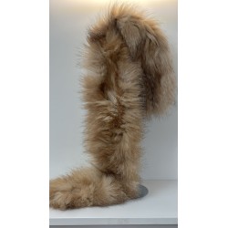 Cuello de zorro largo