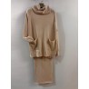 Conjunto punto jersey cuello vuelto con bolsillos y pantalón