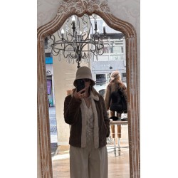 Chaqueta trenzada pelo corto marron