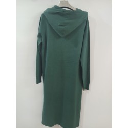 Vestido con capucha