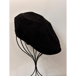 Visera inglesa pana negra