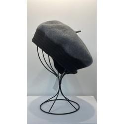 Boina gris claro y oscuro